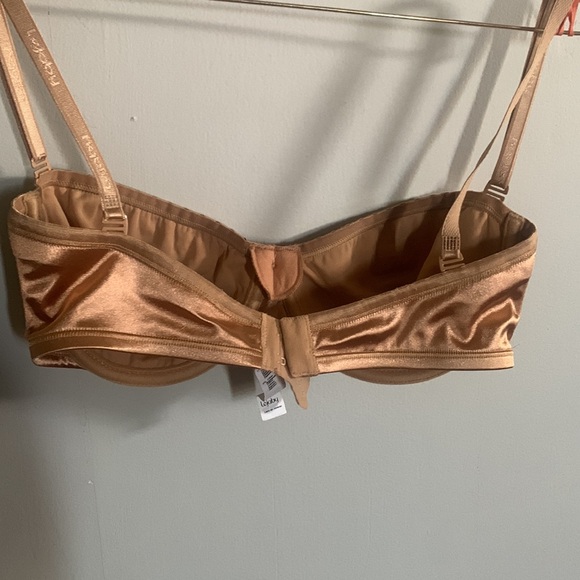 Lejaby strapless bra - Picture 4 of 9